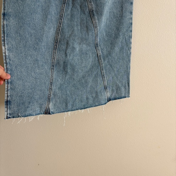 NWOT Levi's® Premium LONG ICON SKIRT Light Wash Blue Denim Women’s Jean Skirt. - Picture 7 of 16